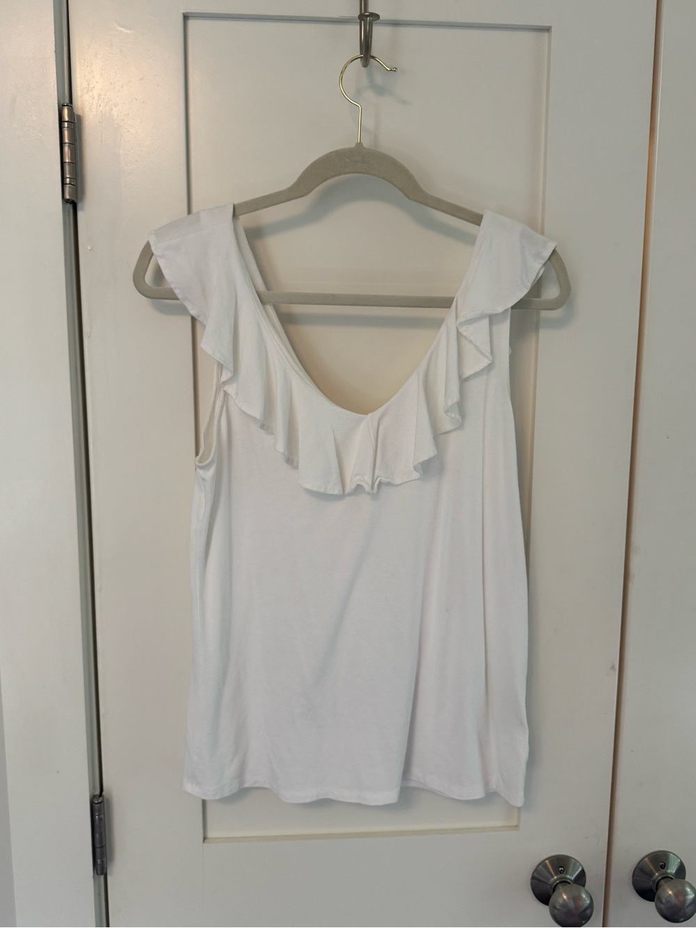 Lilly Pulitzer White Ruffle V-Neck Tank